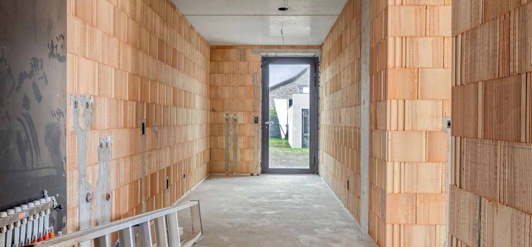 Half Open Bebouwing te koop in BUGGENHOUT