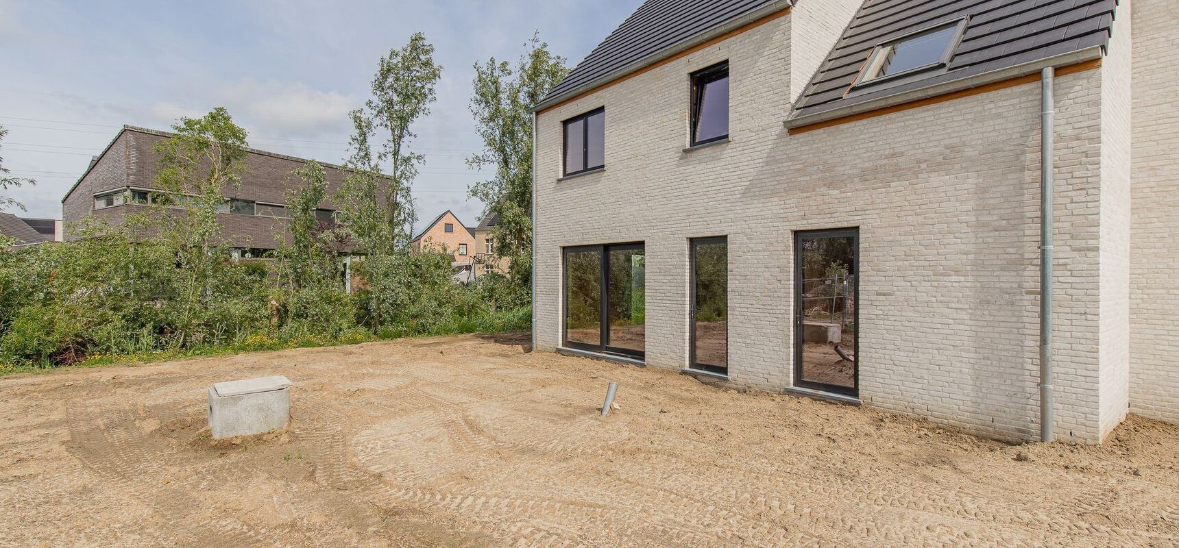 Half Open Bebouwing te koop in SINT-AMANDS