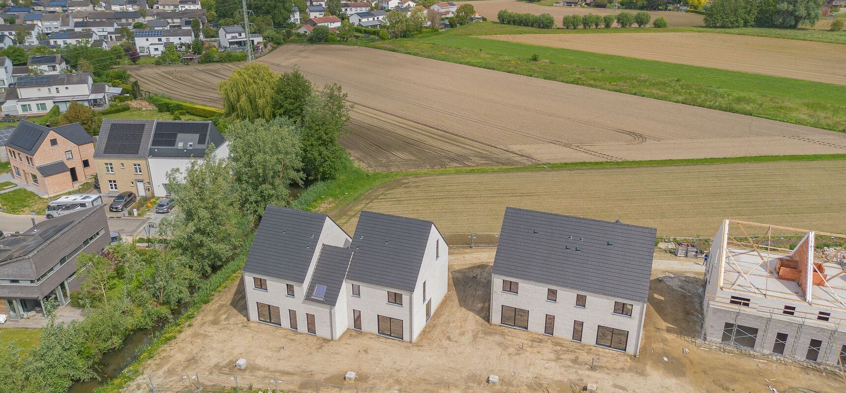 Half Open Bebouwing te koop in SINT-AMANDS