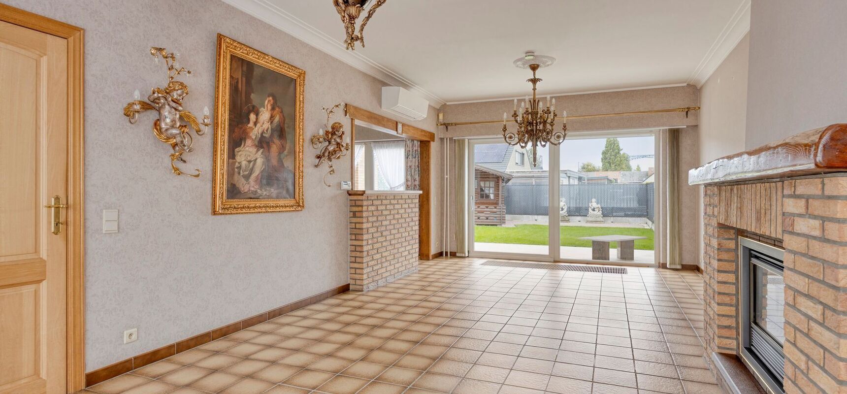 Half Open Bebouwing te koop in WILLEBROEK