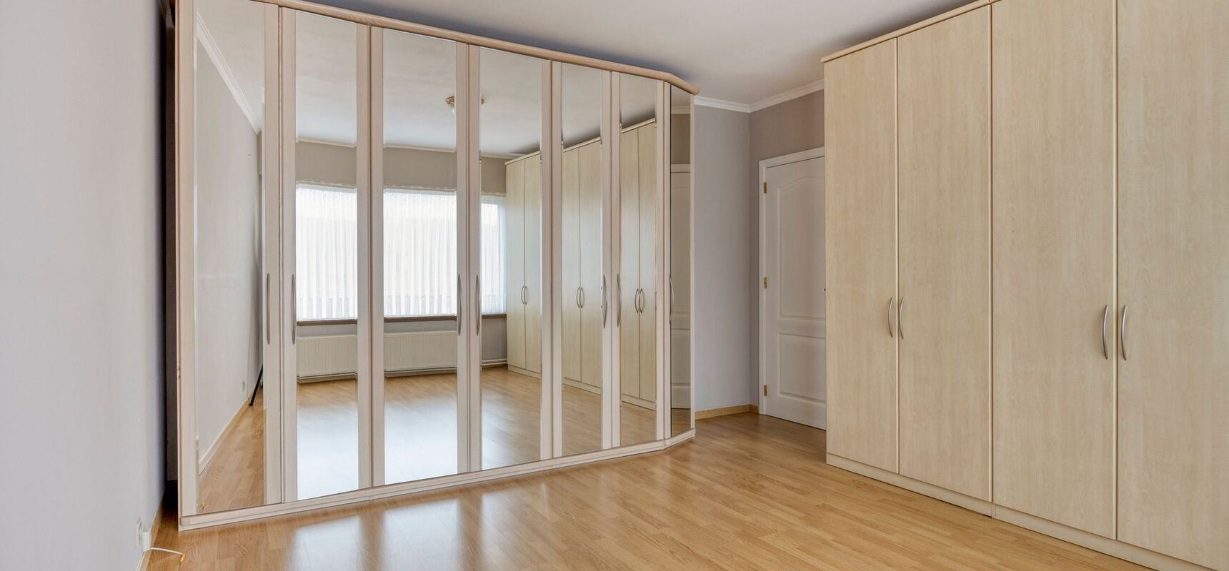 Half Open Bebouwing te koop in WILLEBROEK
