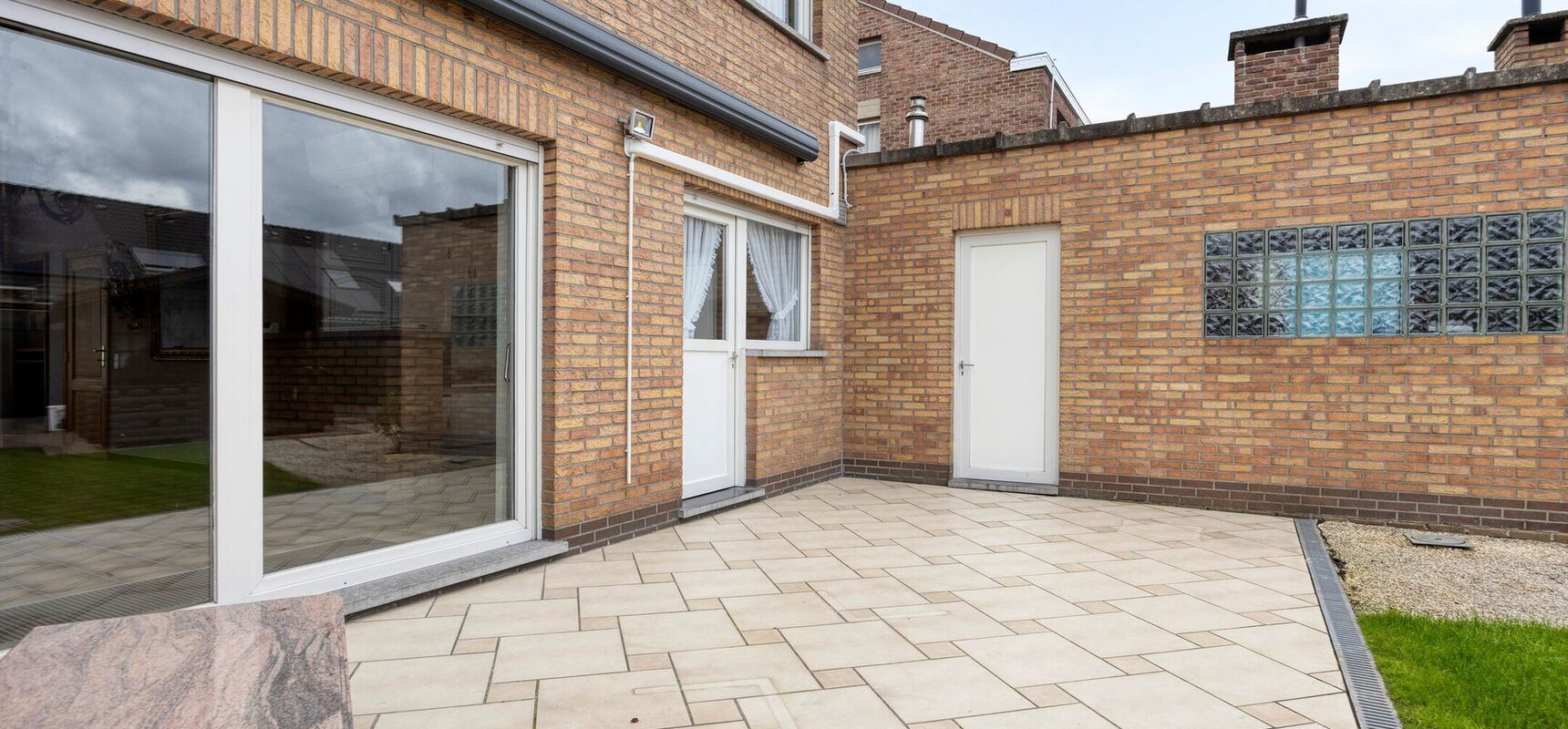 Half Open Bebouwing te koop in WILLEBROEK