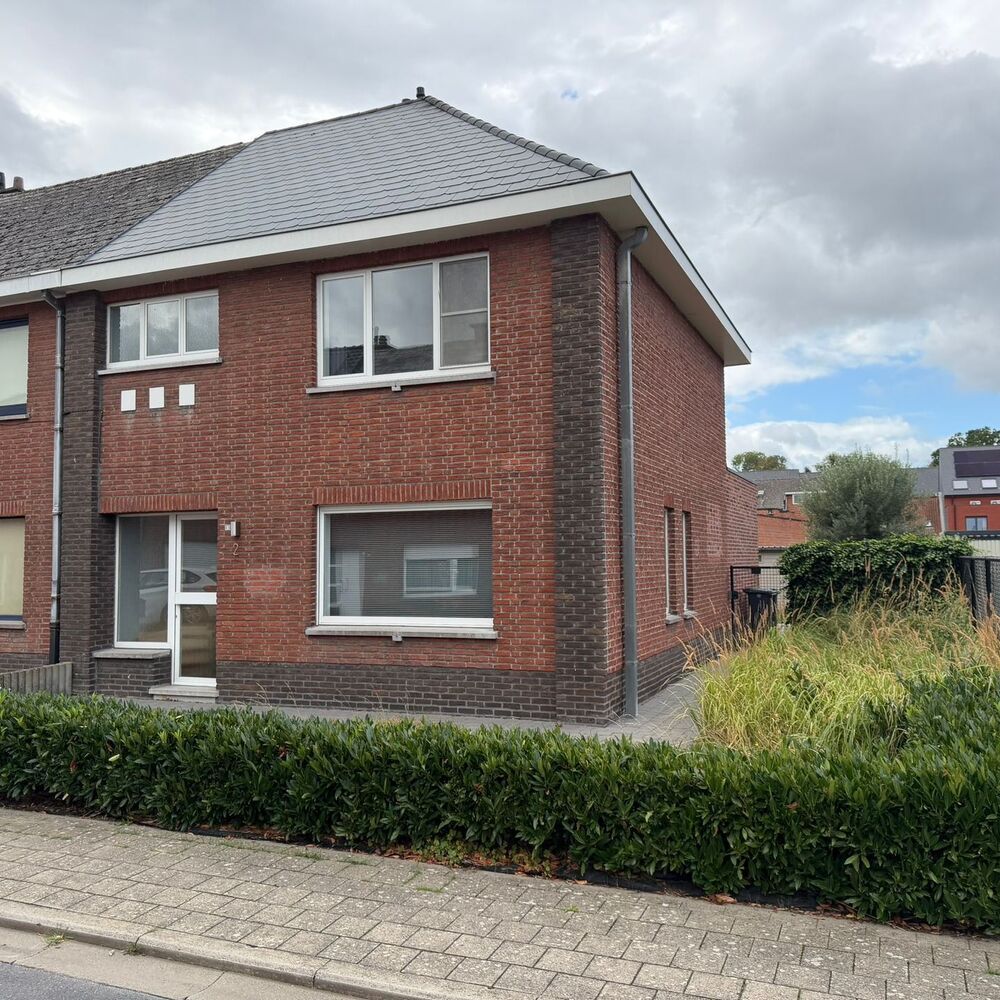 Half Open Bebouwing te huur in TISSELT